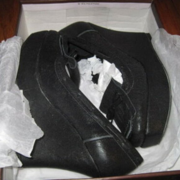 Jeffery Campbell Allison Vintage Platform Penny Loafers NIB - Picture 8 of 8